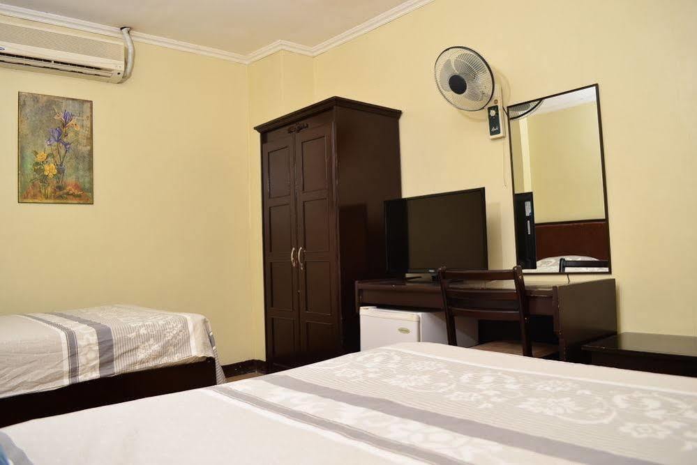 El Portal Inn Tagbilaran Exterior foto